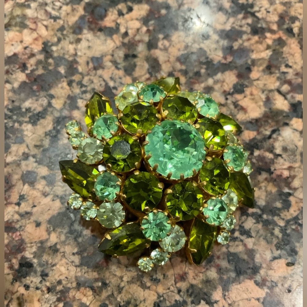 Austrian Rhinestone Brooch - Picture 2 of 7